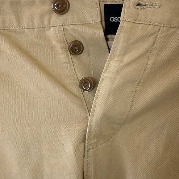 ASOS Men’s Khaki Slim Leg Pants 4 Button Fly Slant Front Pockets 38 in Waist - Picture 3 of 5